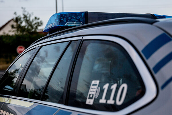 Themenbilder - Symbolbilder - Polizei Blaulicht - 2023