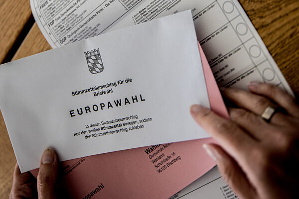 Themenbilder - Symbolbilder -  Wahl - 2024