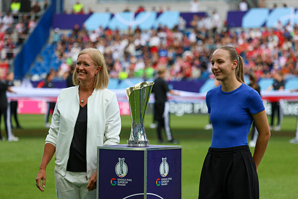 DFB - Supercup - Frauen - 2025 / 2026 - FC Bayern Muenchen vs. VfL Wolfsburg