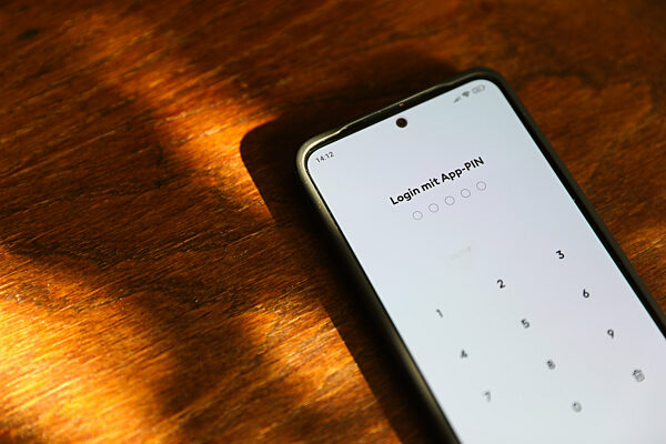 PIN-Abfrage in einer Banking-App auf Smartphone