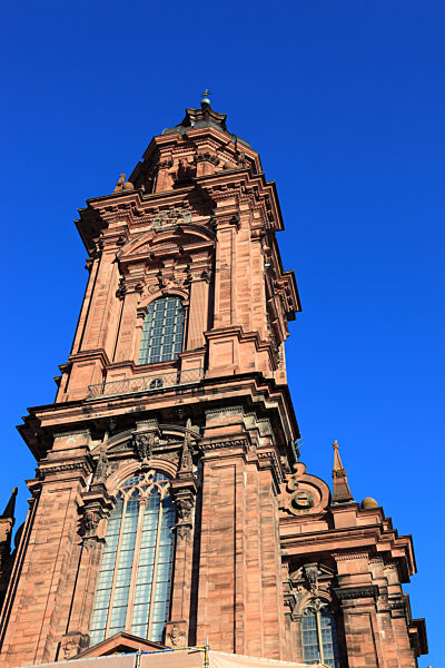 Turm der Neubaukirche. Heute wird das Geb?ude als Aula und Festsaal der Julius-Maximilians-Universit?t benutzt, W?rzburg, Unterfranken, Bayern, Deutschland