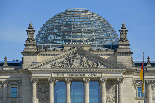 Reichstag Tiergarten Berlin Deutschland
