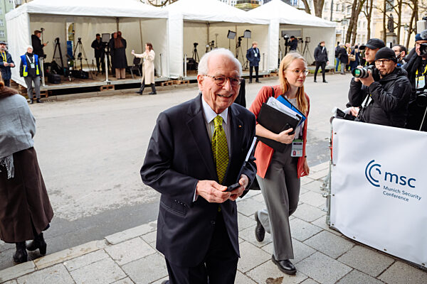 Dynamic Moments at the Munich Security Conference