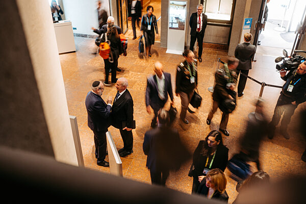 Dynamic Networking at a Prestigious Security Conference