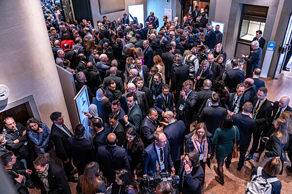 Dynamic Networking at the Munich Security Conference