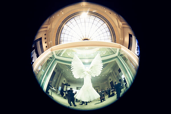 Majestic Angelic Sculpture Under a Grand Dome
