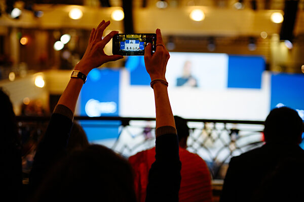 Capturing the Moment: Audience Perspective at the Munich Security Conference