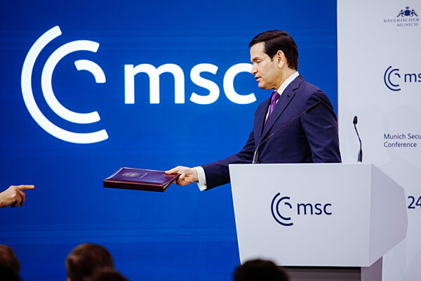 Diplomatic Exchange at the Munich Security Conference