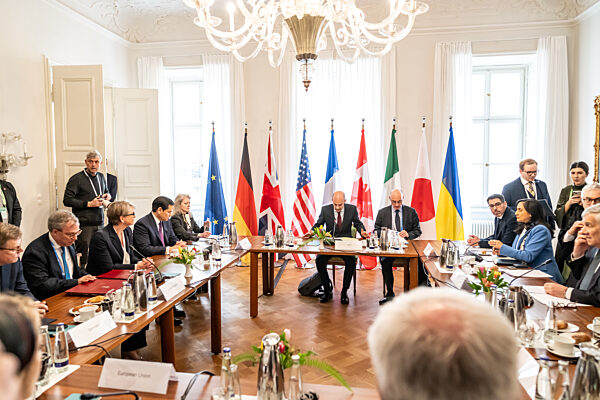 Participants of the G7 Foreign Ministers meeting at the sidelines of the Munich Security Conference