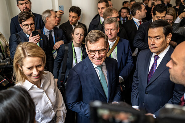 Participants of the G7 Foreign Ministers meeting at the sidelines of the Munich Security Conference
