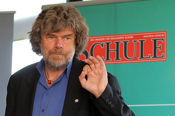 Reinhold Messner an die ASIG Berufsfachschule nach Berlin
