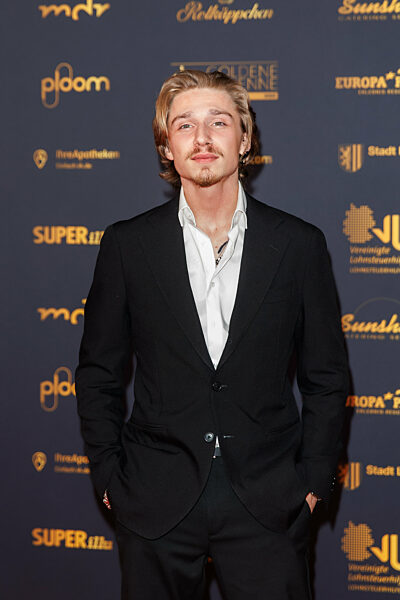 Award - 30. Goldene Henne 2024 - Carpet