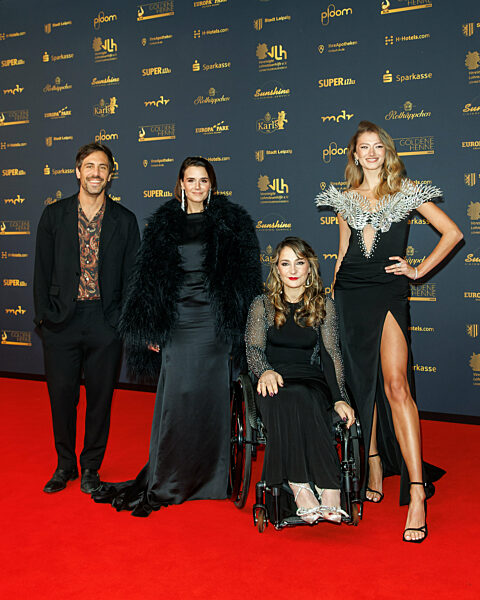 Award - 30. Goldene Henne 2024 - Carpet