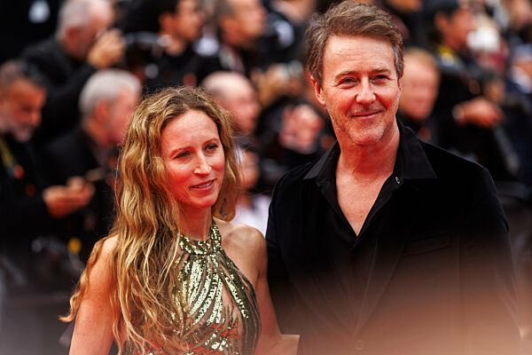 Festival de Cannes - Premiere Highest 2 Lowest