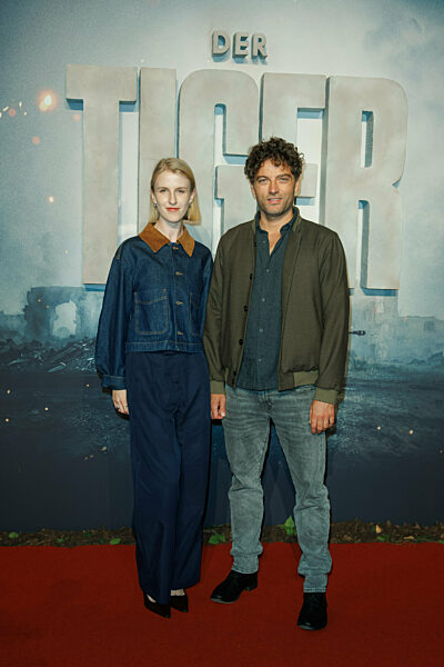 Weltpremiere - Der Tiger -