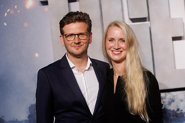 Weltpremiere - Der Tiger -