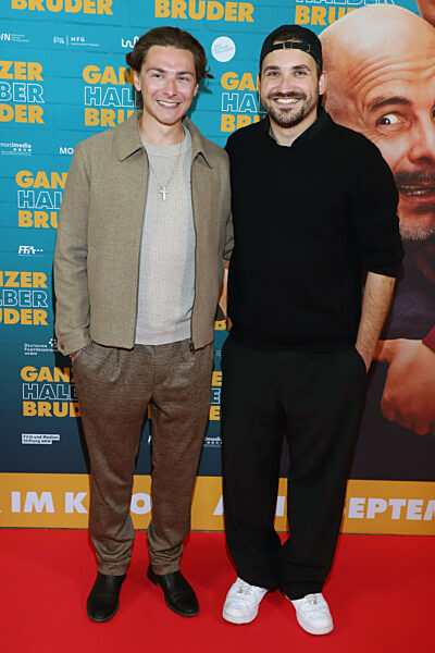Kinopremiere - Ganzer halber Bruder - in Hamburg