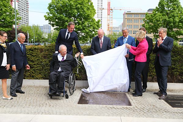 Axel Springer SE ehrt Altbundespraesident