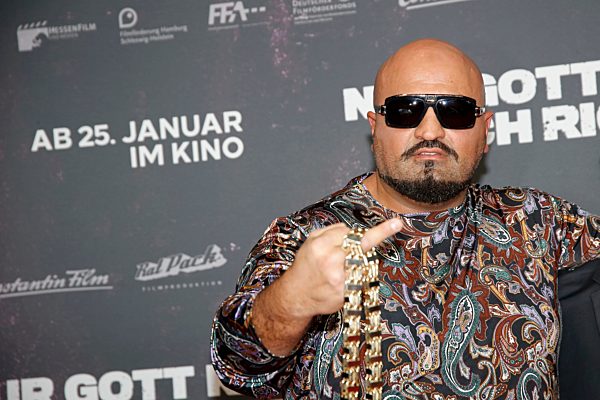 "Nur Gott kann mich richten" Premiere in Frankfurt