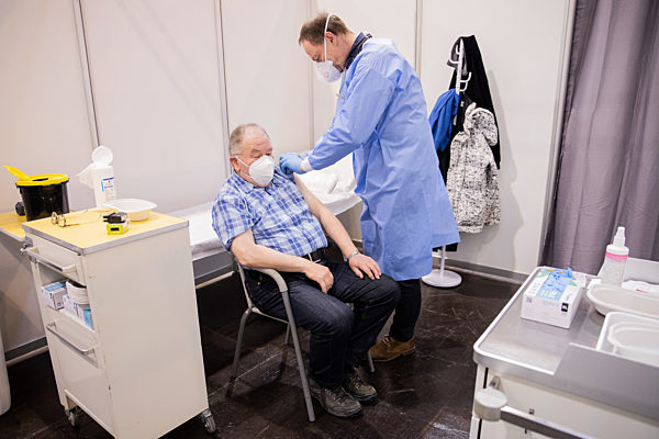 Coronavirus - Impfzentrum in Essen