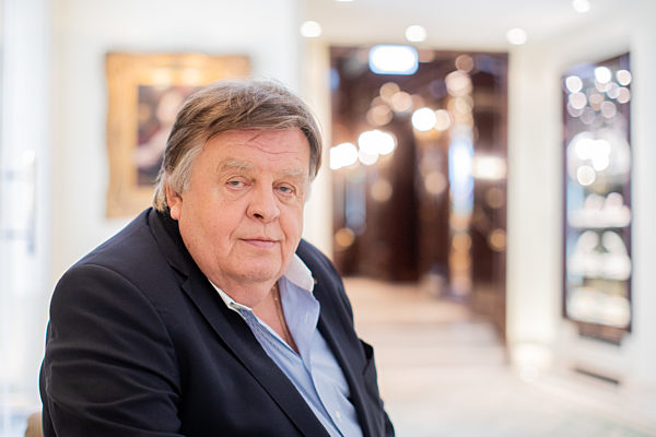 Helmut Thoma wird 80