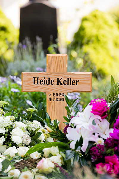 Grab Heide Keller
