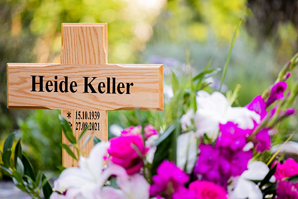 Grab Heide Keller