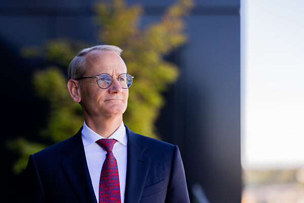 LEG Immobilien SE - Lars von Lackum