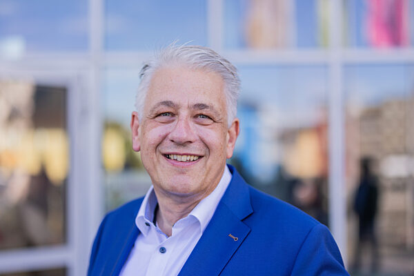 Schlagersänger Heino präsentiert „Deutschland Schokolade“