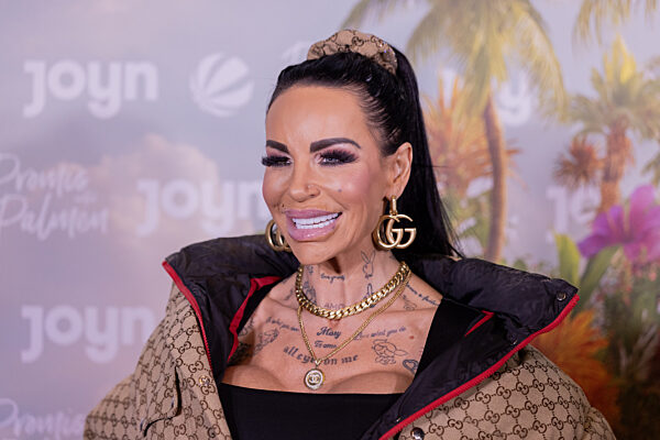 Premiere der 4. Staffel der Reality-Show „Promis unter Palmen