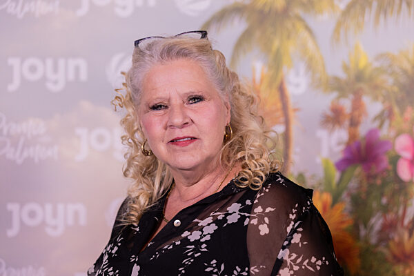 Premiere der 4. Staffel der Reality-Show „Promis unter Palmen