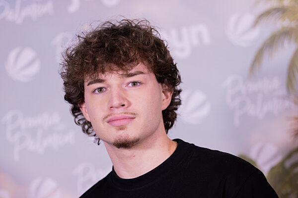 Premiere der 4. Staffel der Reality-Show „Promis unter Palmen