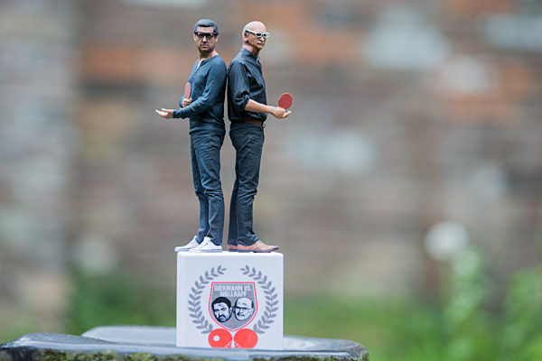 Tischtennis-Duell zwischen Wallraff und Diekmann