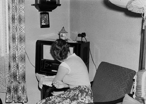 DDR  - Privatwohnung Jena 1958