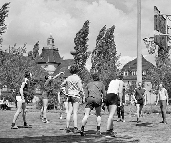 DDR - Sportfest der Universität 1972