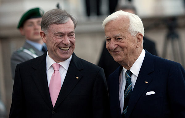 Abendessen zum 90.Geburtstag von Richard von Weizsäcker