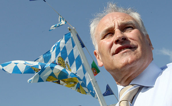 Erwin Huber lädt zu Sommerpressegespräch ein