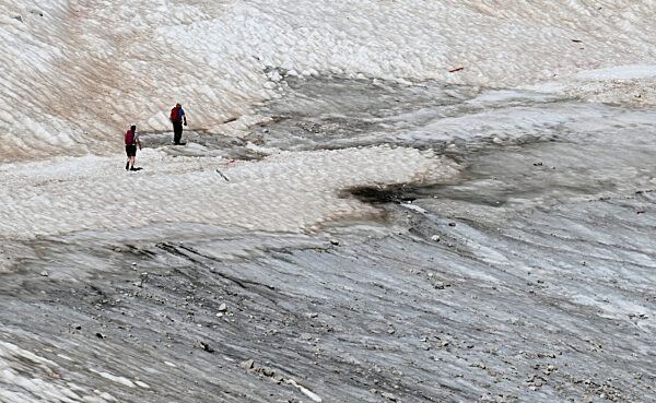 Wetter in Bayern - Gletscherreste auf der Zugspitze