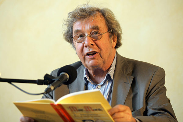 Der Autor und Literaturkritiker Hellmuth Karasek probt am Mittwoch (17.09...