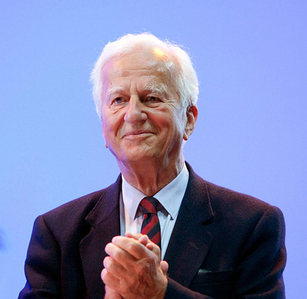 Alt-Bundespräsident Richard von Weizsäcker steht am Donnerstag (21.05...