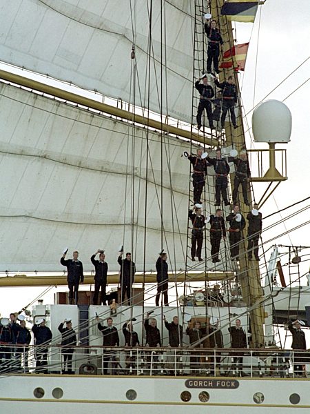 Segeln: "Gorch Fock" bei Windjammertreffen «Sail 2000» in Bremerhaven