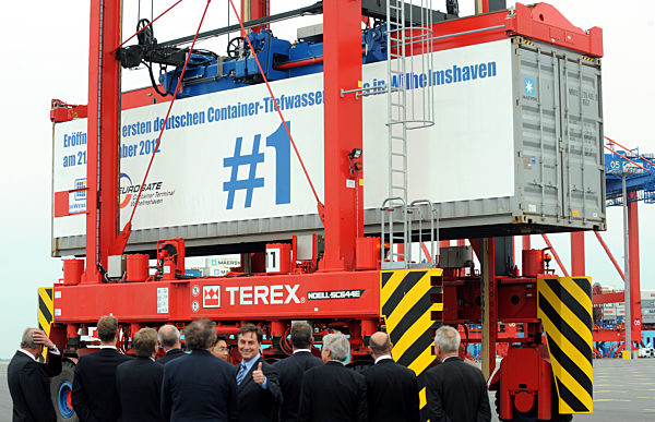 JadeWeserPort  Einweihung