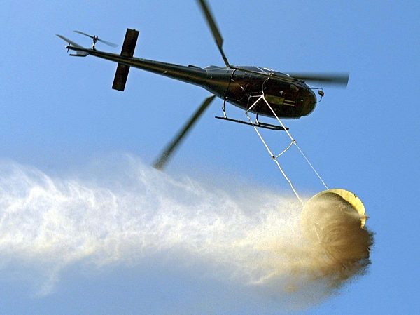 Waldkalkung per Helikopter