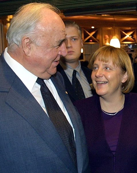 Helmut Kohl und Angela Merkel