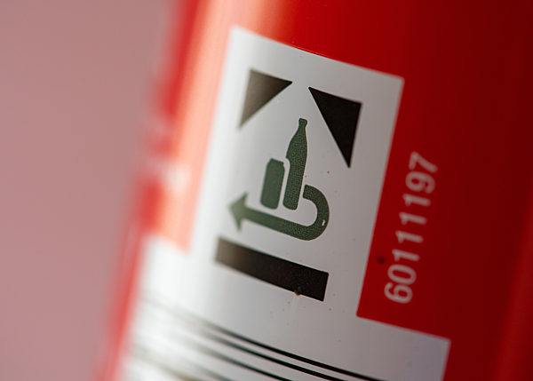 Einweg-Dose mit DPG-Zeichen