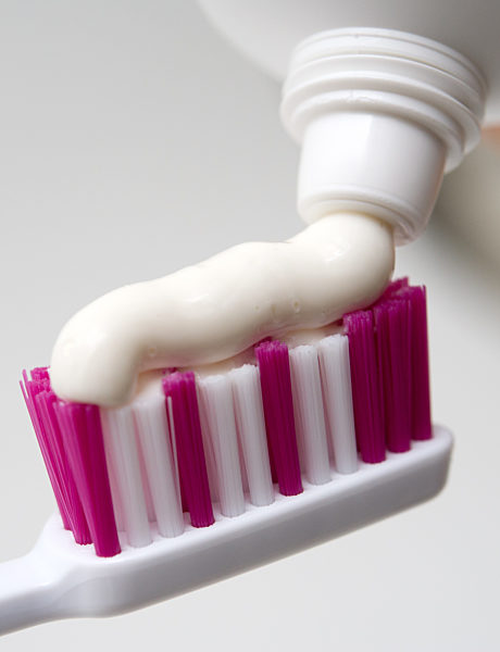 Zaehne putzen - Zahncreme