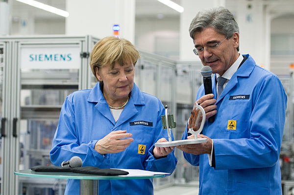 Merkel besucht Siemens in Amberg