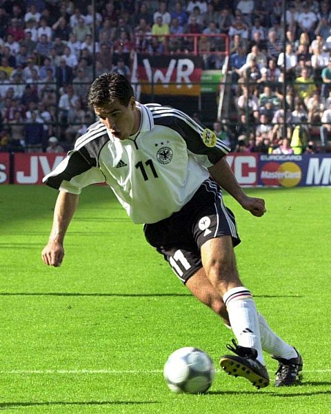 Fußball-EM 2000: Stürmer Paulo Rink in Aktion