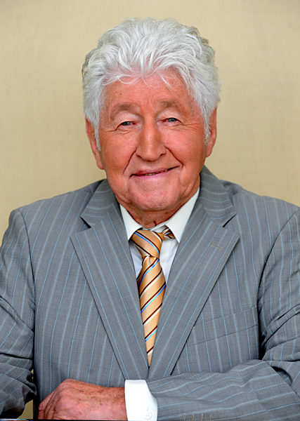 Gotthilf Fischer präsentiert Buch