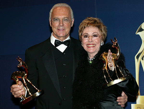 Bambi 2005 -   Caterina Valente und Franz Beckenbauer